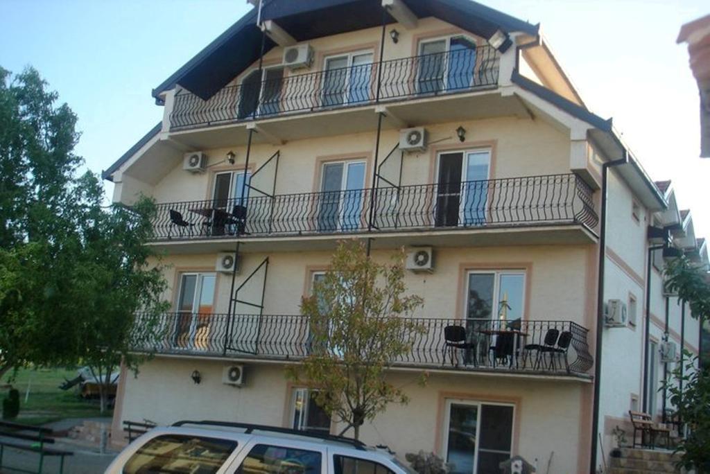 Apartments Dan Dar Nov Dojran ภายนอก รูปภาพ