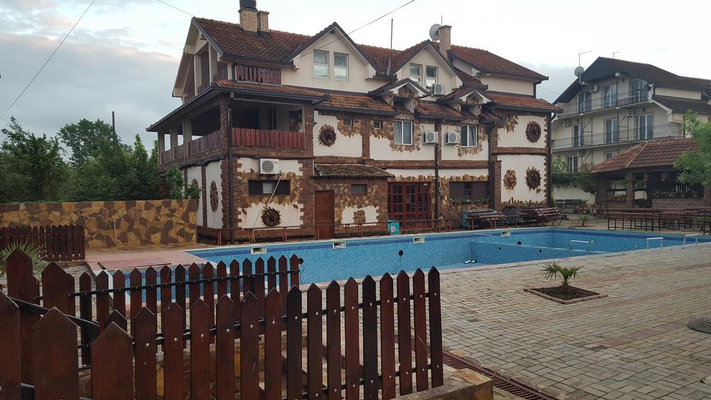 Apartments Dan Dar Nov Dojran ภายนอก รูปภาพ